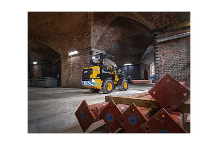 Фронтальный погрузчик JCB 403E в лизинг