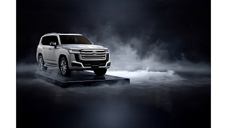 Toyota Land Cruiser 300 HEV в лизинг
