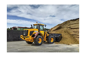 Фронтальный погрузчик JCB 427 Agri в лизинг