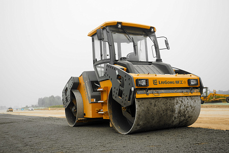 Каток LiuGong 6214E